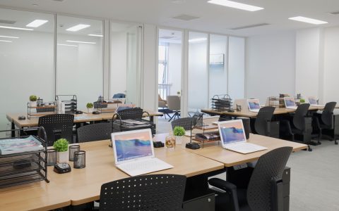 共享办公的成本：为创业者和自由职业者解析会员模式