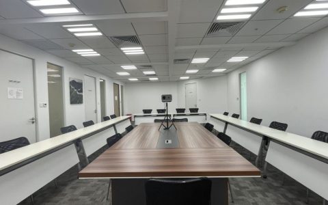 会议室按需使用，为什么说“共享”比“自建”更划算？