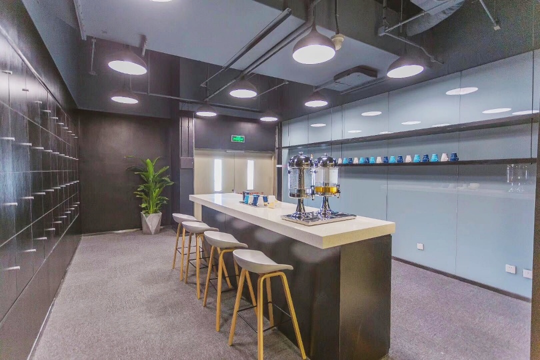 2025年共享办公三大变革：智能技术、政策红利与生态重构