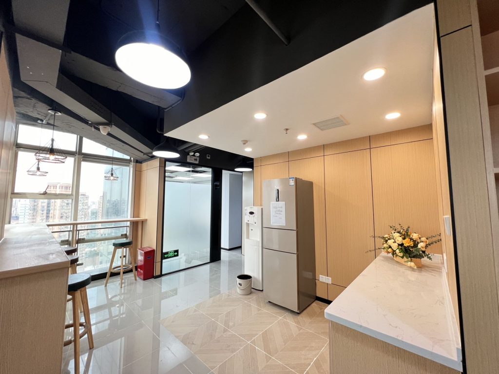 上海双地铁交汇口精装共享办公空间 | 人均1200元/月起 | 租工位送注册地址