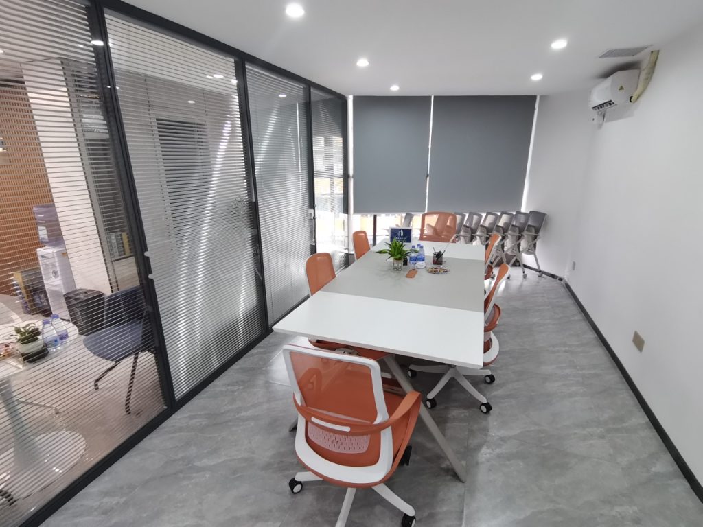 Workerspace•积木空间B06房：昌岗地铁站旁精装共享办公室，1180元/月全包价