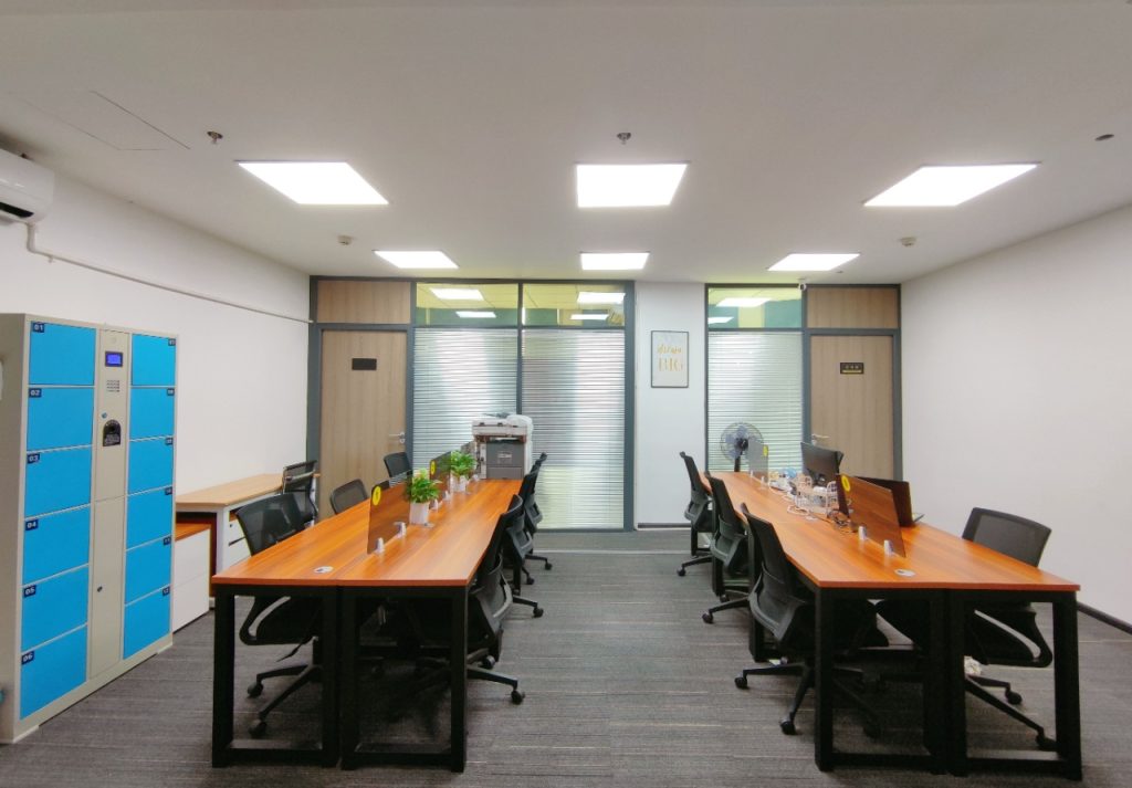 北京路地铁口共享办公空间 | 10-50㎡精装独立办公室&卡位 | 会议室配套