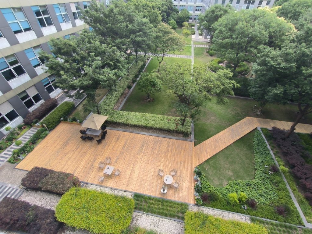 【张江高科地铁500米】苏河汇青奢空间 | 40㎡南向阳光房 | 6工位精创基地 | 7500全包税